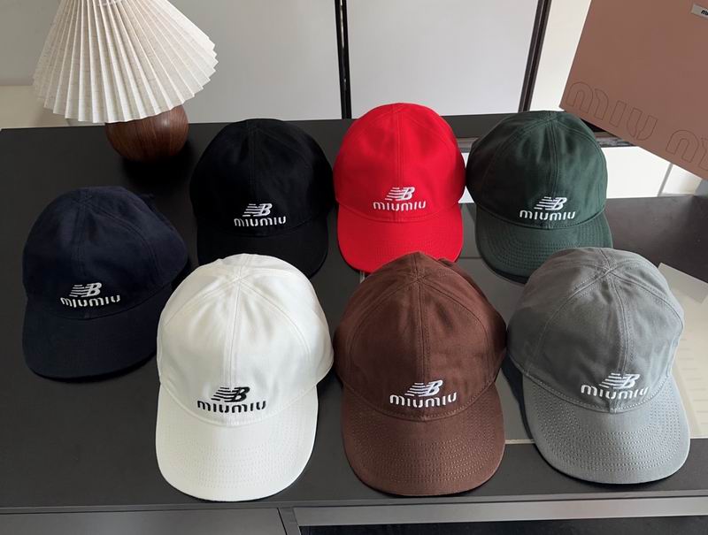 Miumiu cap dx112